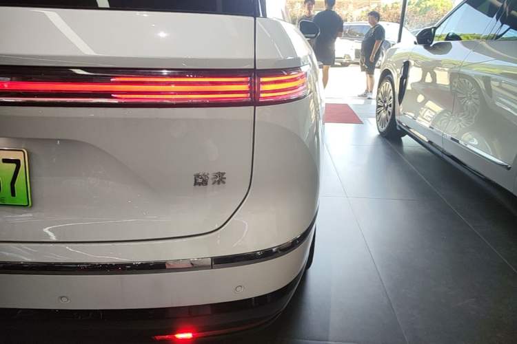 Used Nio ES8 2026 Model 6-seat Executive Luxury Edition Right Rear Taillight