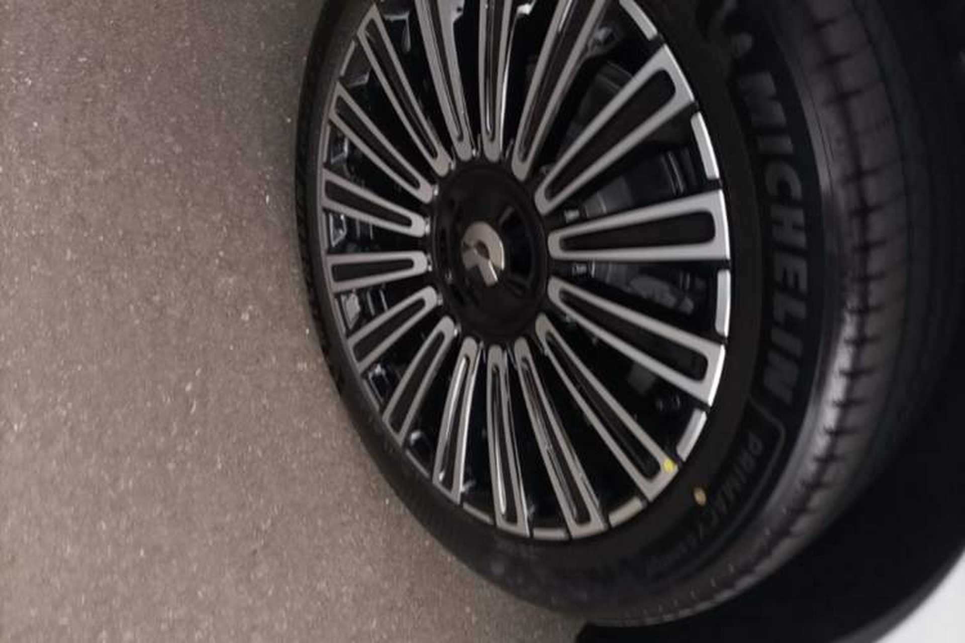 Used Nio ES8 2026 Model 6-seat Executive Luxury Edition Right Rear Wheel Hub