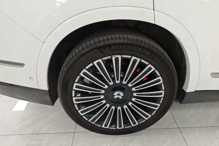 Used Nio ES8 2026 Model 6-seat Executive Luxury Edition Right Rear Wheel Hub