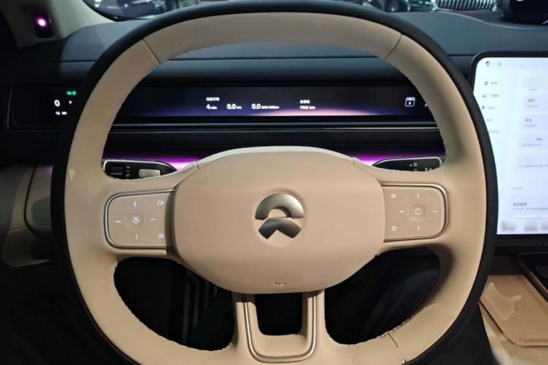 Used Nio ES8 2026 Model 6-seat Executive Luxury Edition Steering Wheel