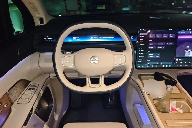 Used Nio ES8 2026 Model 6-seat Executive Luxury Edition Steering Wheel