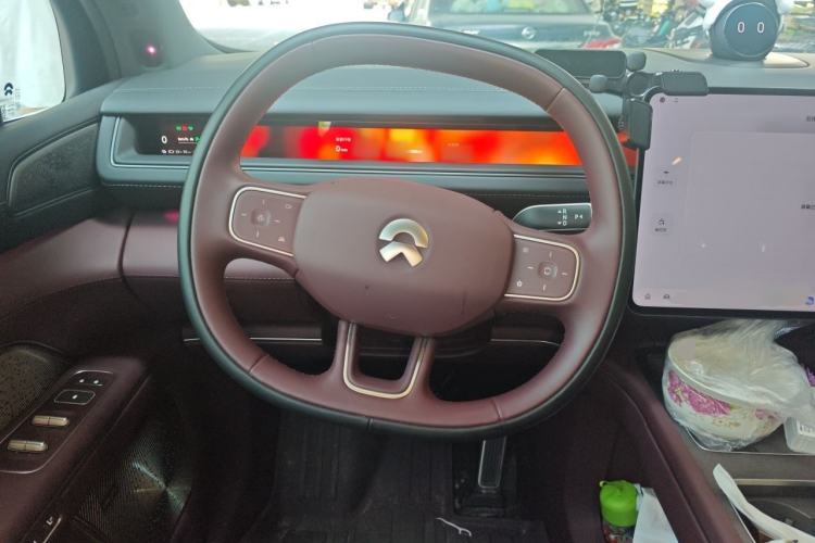 Used Nio ES8 2026 Model 6-seat Executive Signature Edition Steering Wheel