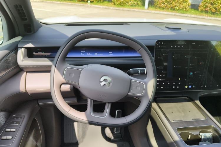 Used Nio ES8 2026 Model 6-seat Executive Luxury Edition Steering Wheel
