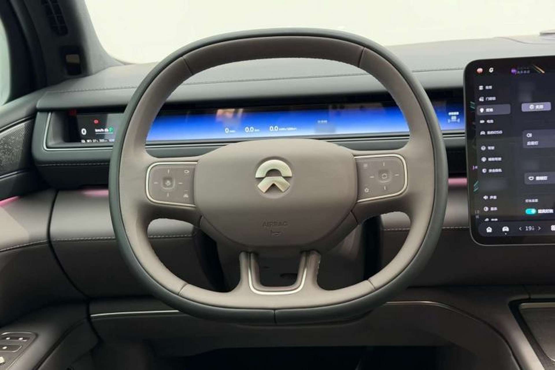 Used Nio ES8 2026 Model 6-seat Executive Luxury Edition Steering Wheel