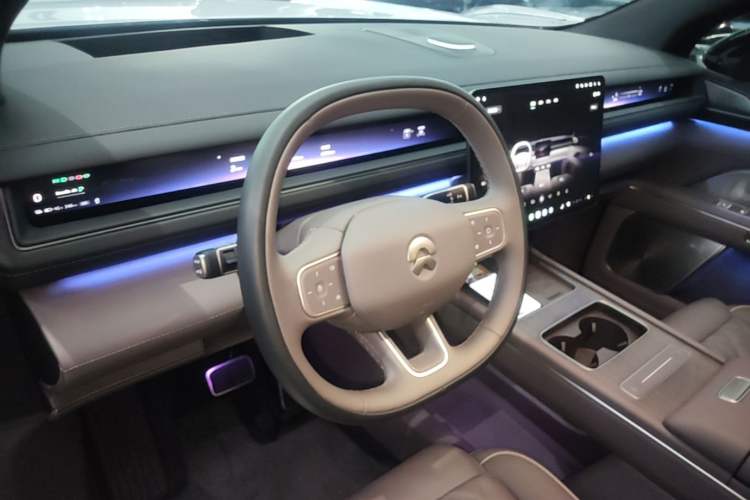 Used Nio ES8 2026 Model 6-seat Executive Luxury Edition Steering Wheel
