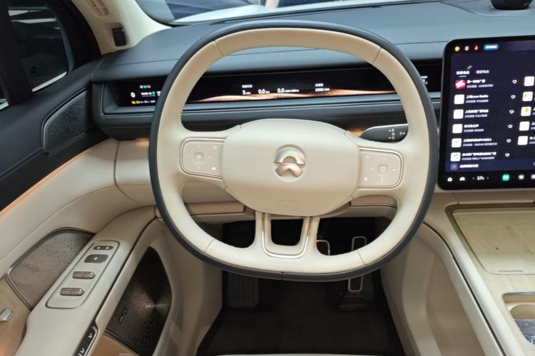 Used Nio ES8 2026 Model 6-seat Executive Luxury Edition Steering Wheel