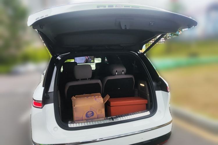 Used Nio ES8 2026 Model 6-seat Executive Luxury Edition Trunk