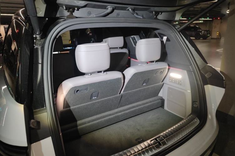 Used Nio ES8 2026 Model 6-seat Executive Luxury Edition Trunk