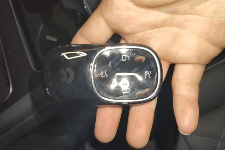 Used Nio ES8 2026 Model 6-seat Executive Signature Edition Vehicle Key