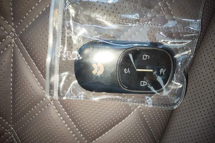 Used Nio ES8 2026 Model 6-seat Executive Luxury Edition Vehicle Key