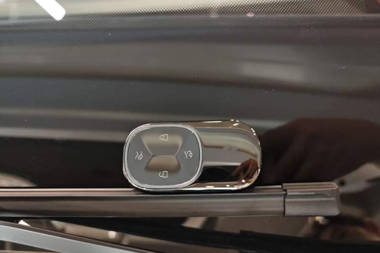 Used Nio ES8 2026 Model 6-seat Executive Signature Edition Vehicle Key
