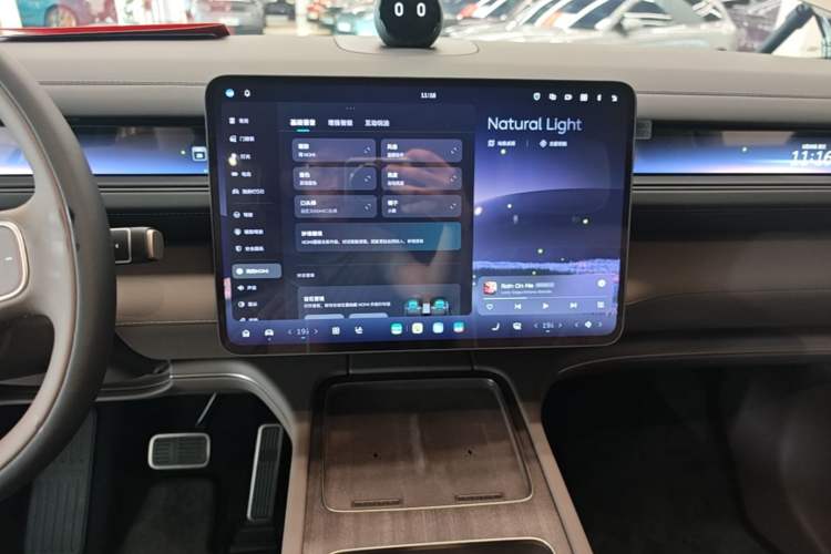 Used Nio ES8 2026 Model 6-seat Executive Luxury Edition Audio And AC Panel