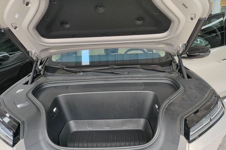 Used Nio ES8 2026 Model 6-seat Executive Signature Edition Engine Bay