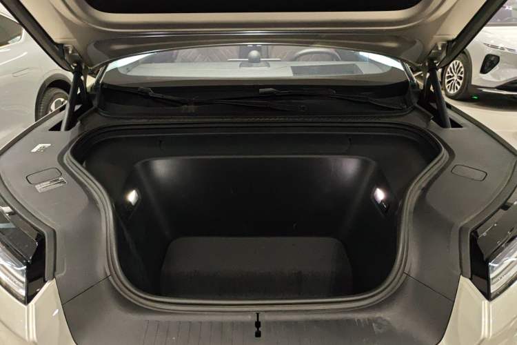 Used Nio ES8 2026 Model 6-seat Executive Luxury Edition Engine Bay