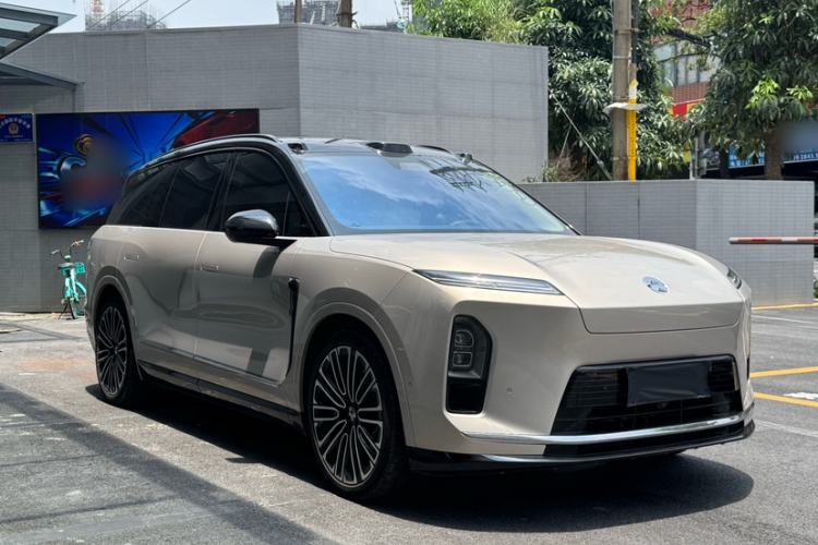 Used Nio ES8 2026 Model 6-seat Executive Signature Edition Exterior 3