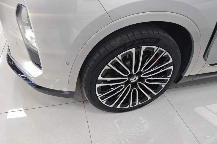 Used Nio ES8 2026 Model 6-seat Executive Signature Edition Exterior 4