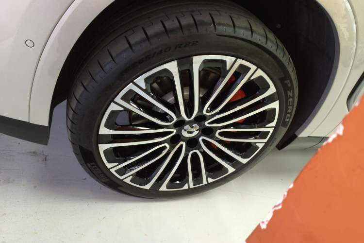 Used Nio ES8 2026 Model 6-seat Executive Signature Edition Exterior 4