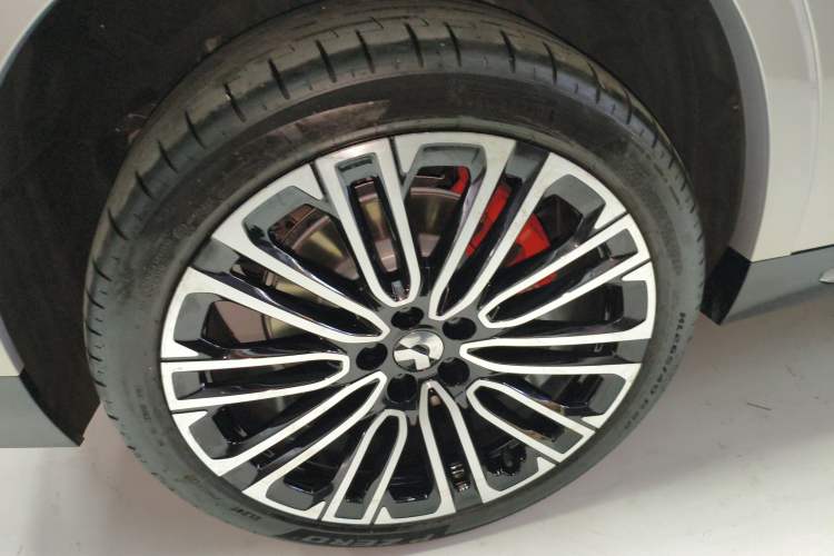Used Nio ES8 2026 Model 6-seat Executive Signature Edition Exterior 5