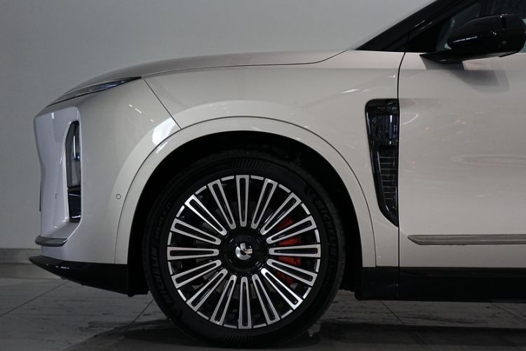 Used Nio ES8 2026 Model 6-seat Executive Luxury Edition Exterior 5