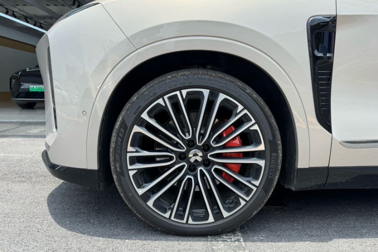 Used Nio ES8 2026 Model 6-seat Executive Signature Edition Exterior 6