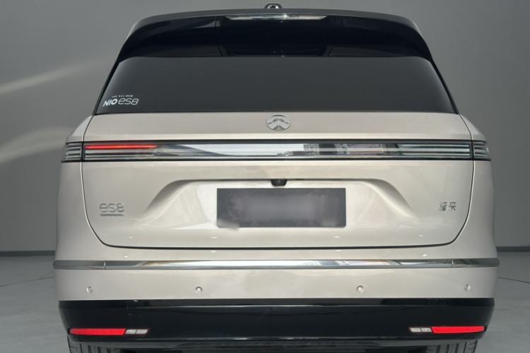 Used Nio ES8 2026 Model 6-seat Executive Signature Edition Exterior 8