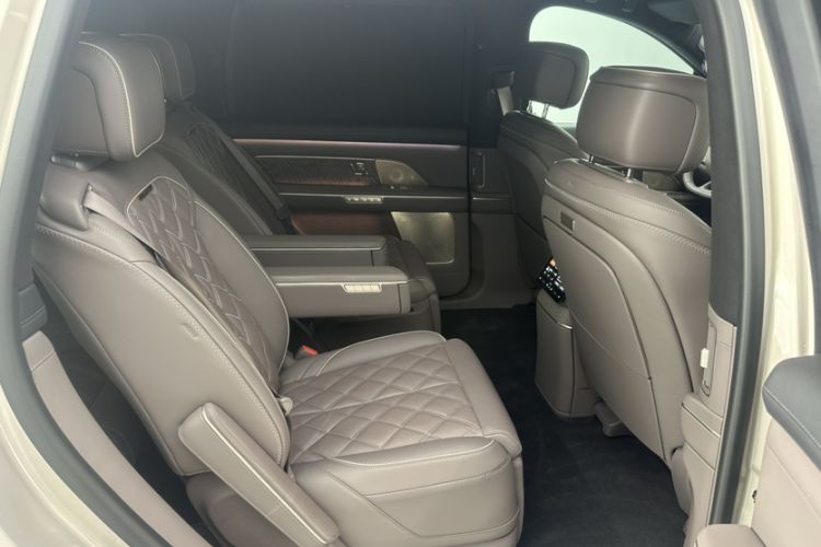 Used Nio ES8 2026 Model 6-seat Executive Signature Edition Interior 3