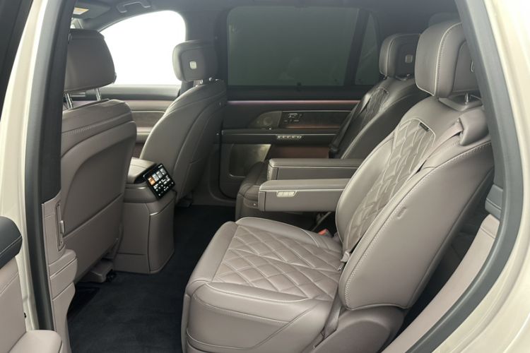 Used Nio ES8 2026 Model 6-seat Executive Signature Edition Interior 4