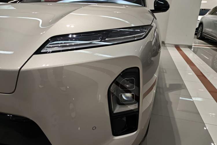 Used Nio ES8 2026 Model 6-seat Executive Luxury Edition Left Front Headlight