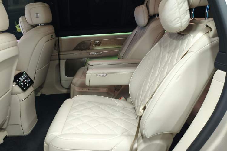 Used Nio ES8 2026 Model 6-seat Executive Signature Edition Left Rear Seat