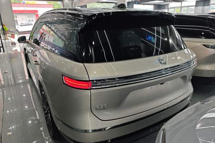 Used Nio ES8 2026 Model 6-seat Executive Signature Edition Rear Left 45 Deg
