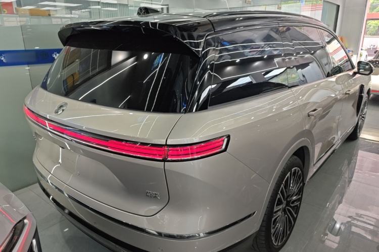 Used Nio ES8 2026 Model 6-seat Executive Signature Edition Rear Right 45 Deg