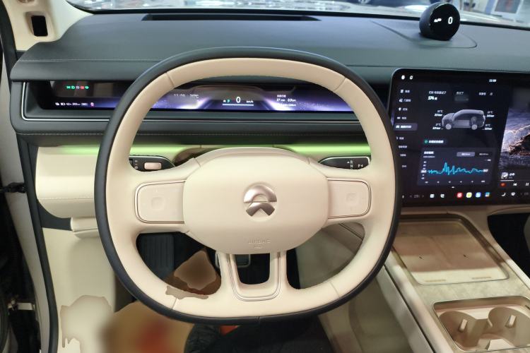 Used Nio ES8 2026 Model 6-seat Executive Signature Edition Steering Wheel