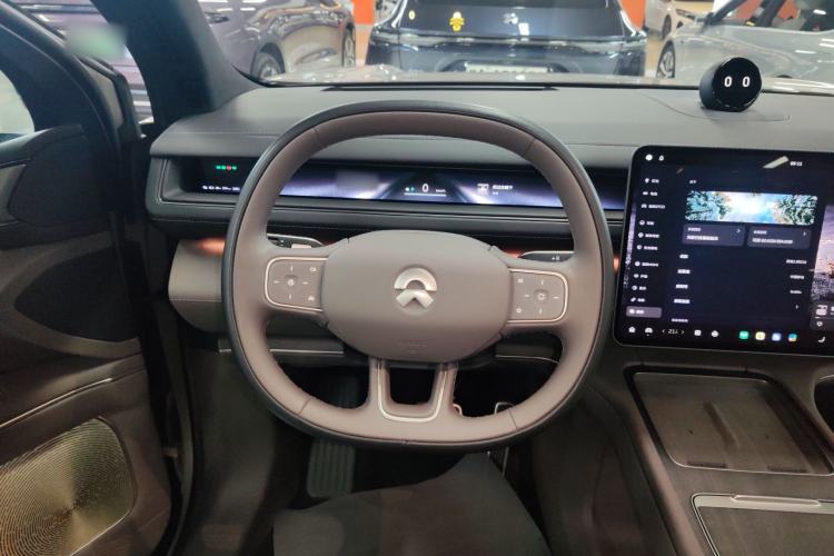 Used Nio ES8 2026 Model 6-seat Executive Signature Edition Steering Wheel
