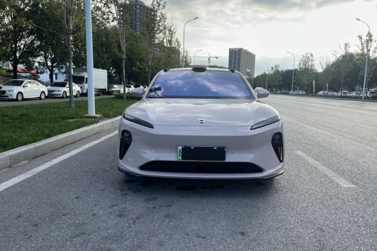 Used Nio ET5 2024 75 kWh Exterior 2