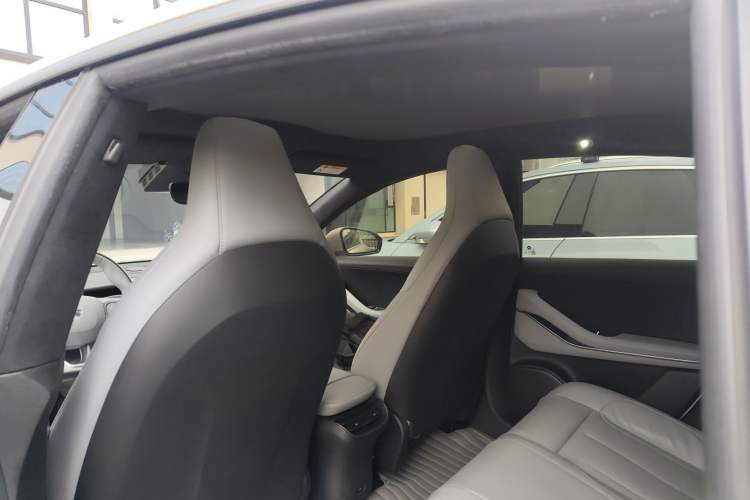 Used Nio ET5 2022 75 kWh Headliner