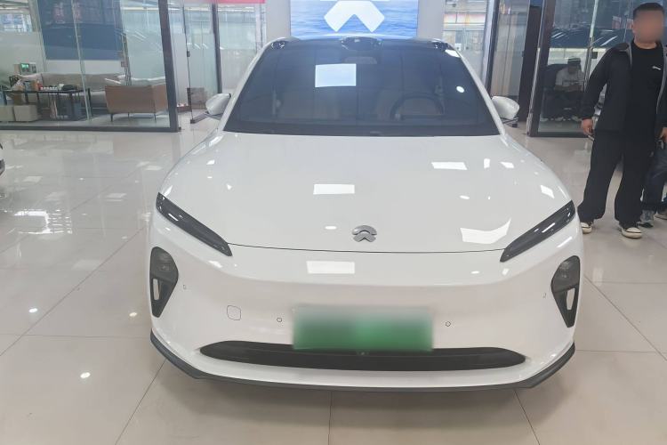 Used Nio ET5 2024 100 kWh Exterior 2