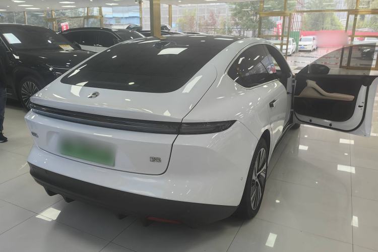Used Nio ET5 2024 100 kWh Exterior 4