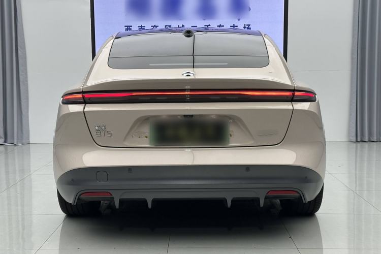 Used Nio ET5 2022 75 kWh Exterior 7