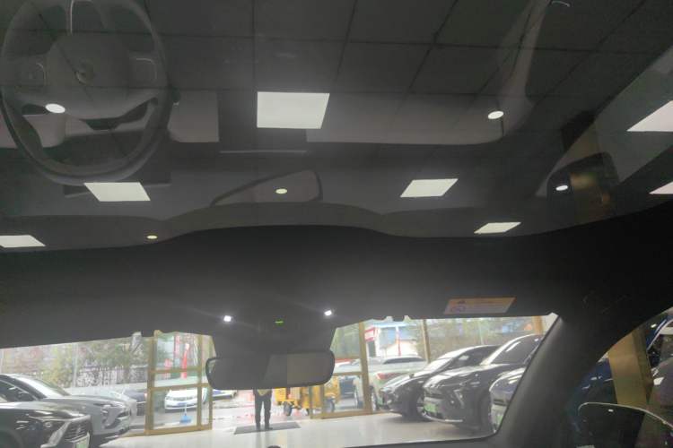 Used Nio ET5 2024 100 kWh Headliner