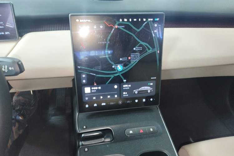 Used Nio ET5 2022 75 kWh Audio And AC Panel
