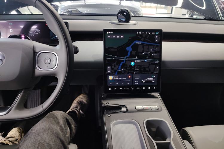Used Nio ET5 2022 75 kWh Center Console
