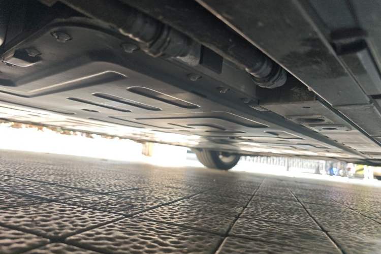 Used Nio ET5 2022 75 kWh Chassis Front Left