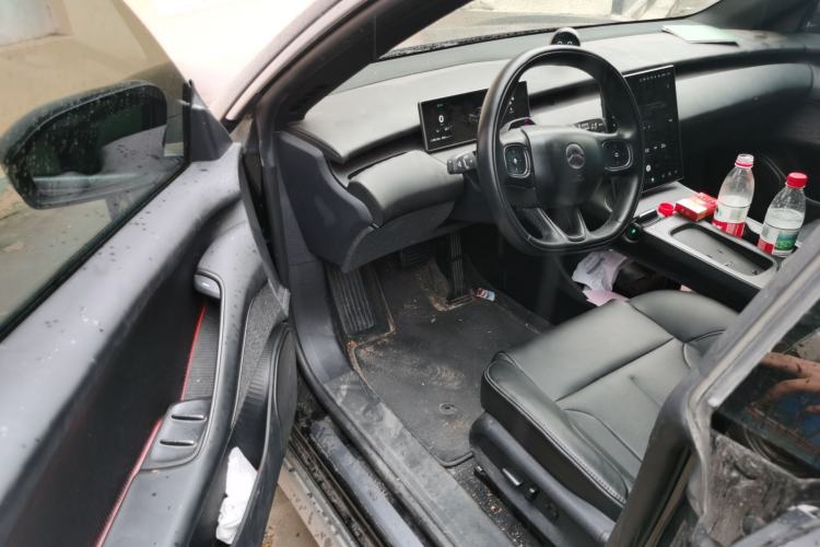 Used Nio ET5 2022 75 kWh Driver Seat