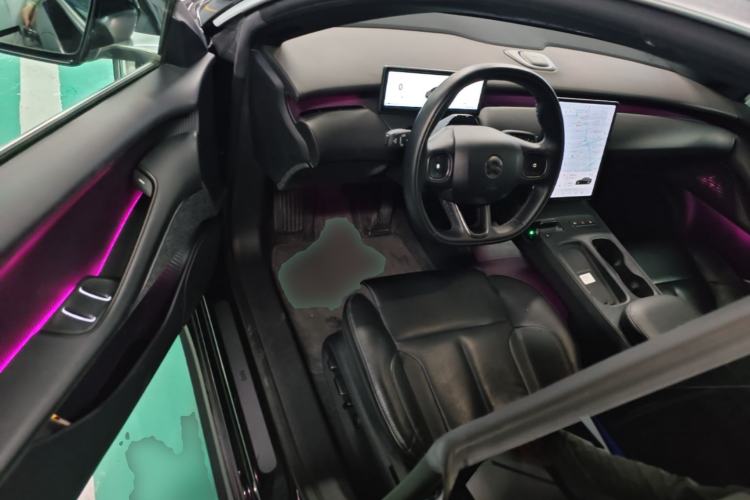 Used Nio ET5 2022 75 kWh Driver Seat