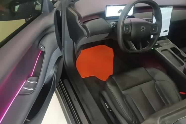 Used Nio ET5 2022 75 kWh Driver Seat