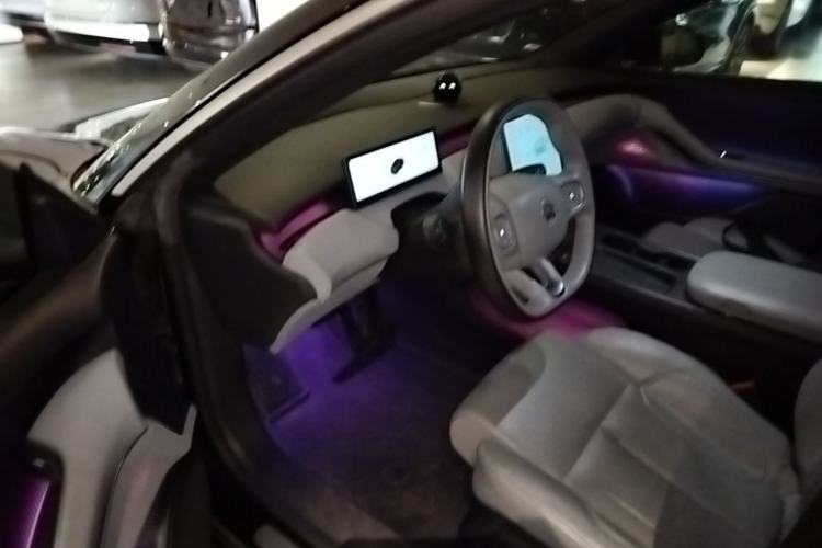 Used Nio ET5 2022 75 kWh Driver Seat
