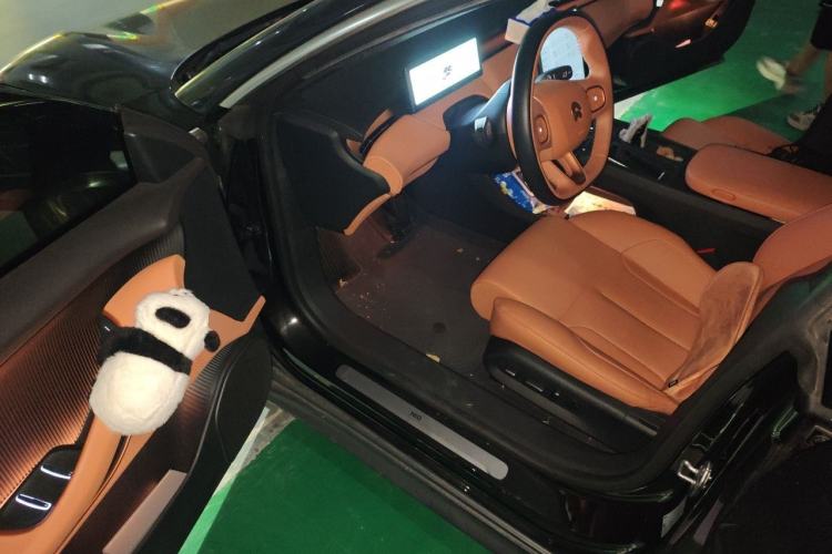 Used Nio ET5 2022 75 kWh Driver Seat