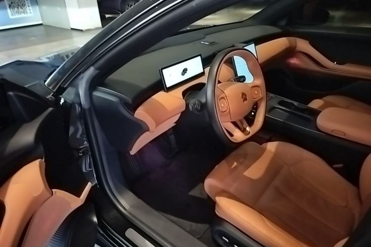 Used Nio ET5 2022 75 kWh Driver Seat
