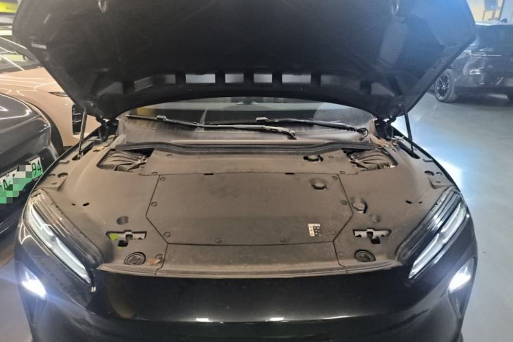 Used Nio ET5 2022 75 kWh Engine Bay