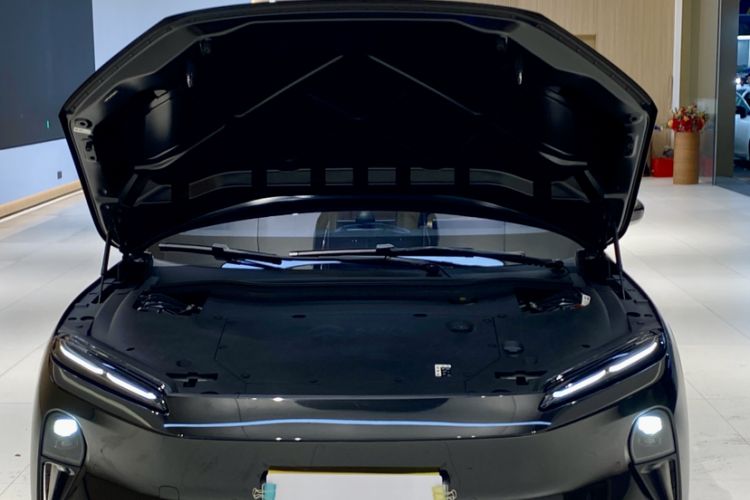 Used Nio ET5 2022 75 kWh Engine Bay